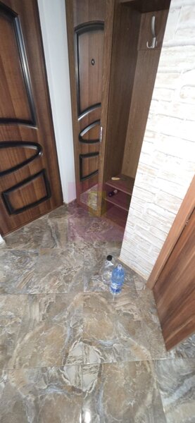 Apartamnet cu 3 camere de vanzare in Campina, Central